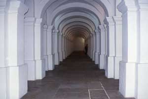 Museum Exhibit Design by Coco Raynes Associates, Inc in the Museo Nacional de Colombia. Picture 2: Corridor